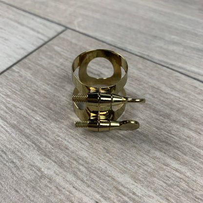 Selmer Eb Alto Saxophone Ligature, Gold Lacquer Finish
