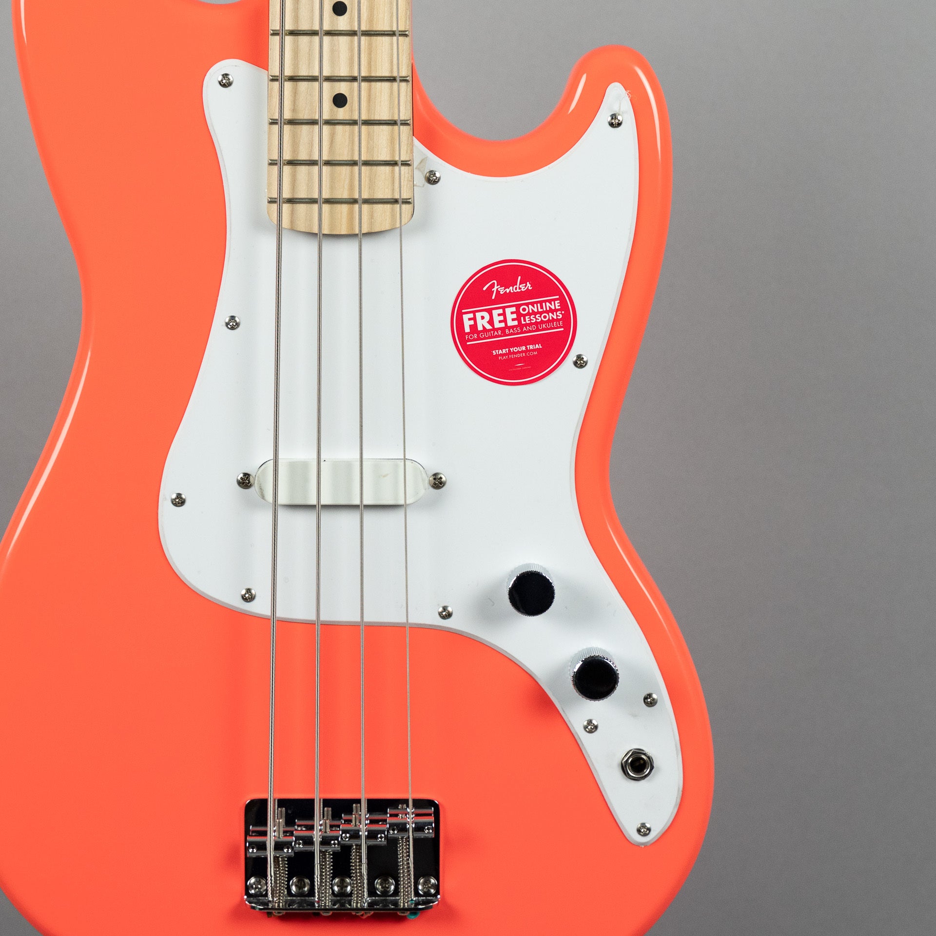 Squier Sonic Bronco Bass, Maple Fingerboard, Tahitian Coral