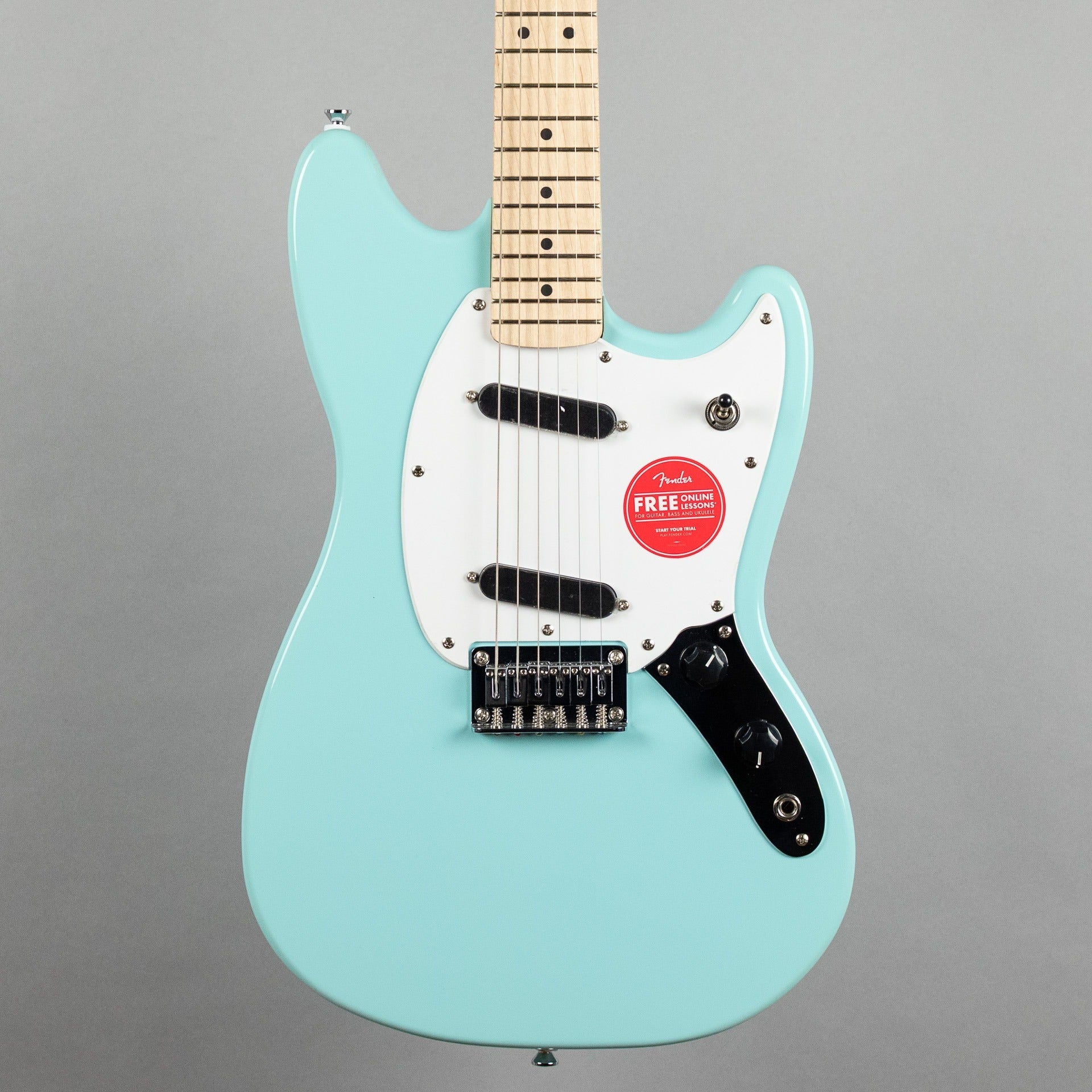 Squier Sonic Mustang, Maple Fingerboard, Daphne Blue