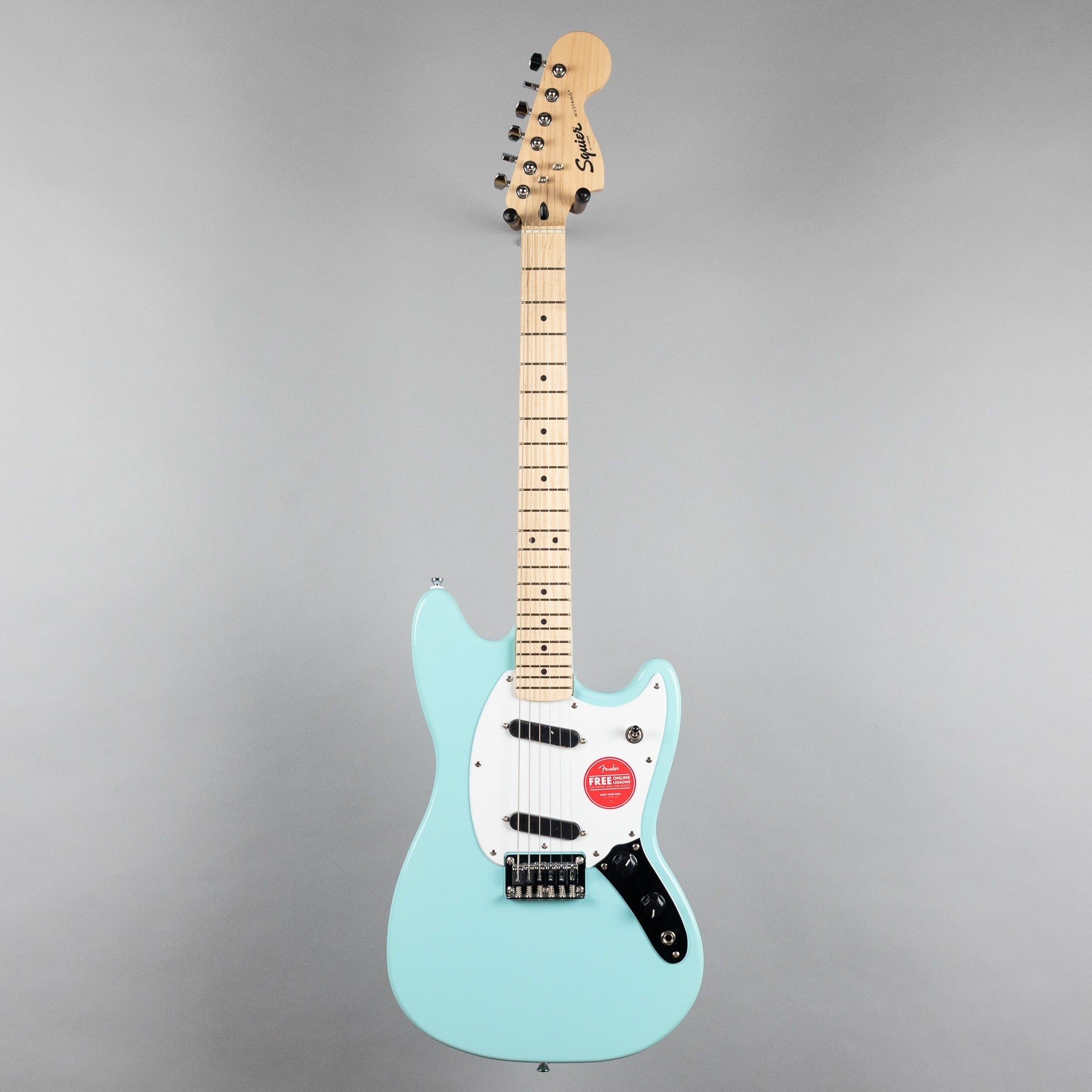 Squier Sonic Mustang, Maple Fingerboard, Daphne Blue