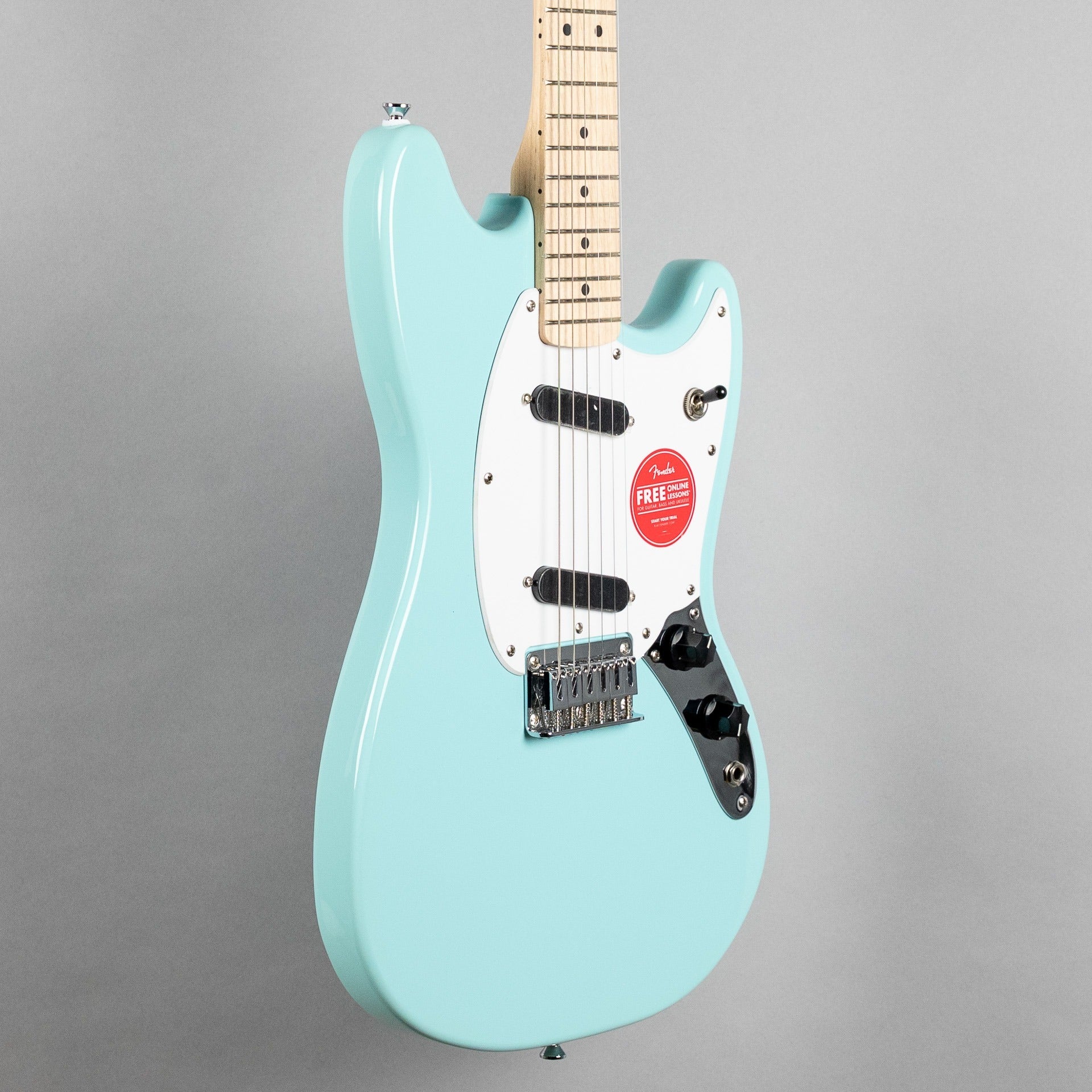 Squier Sonic Mustang, Maple Fingerboard, Daphne Blue