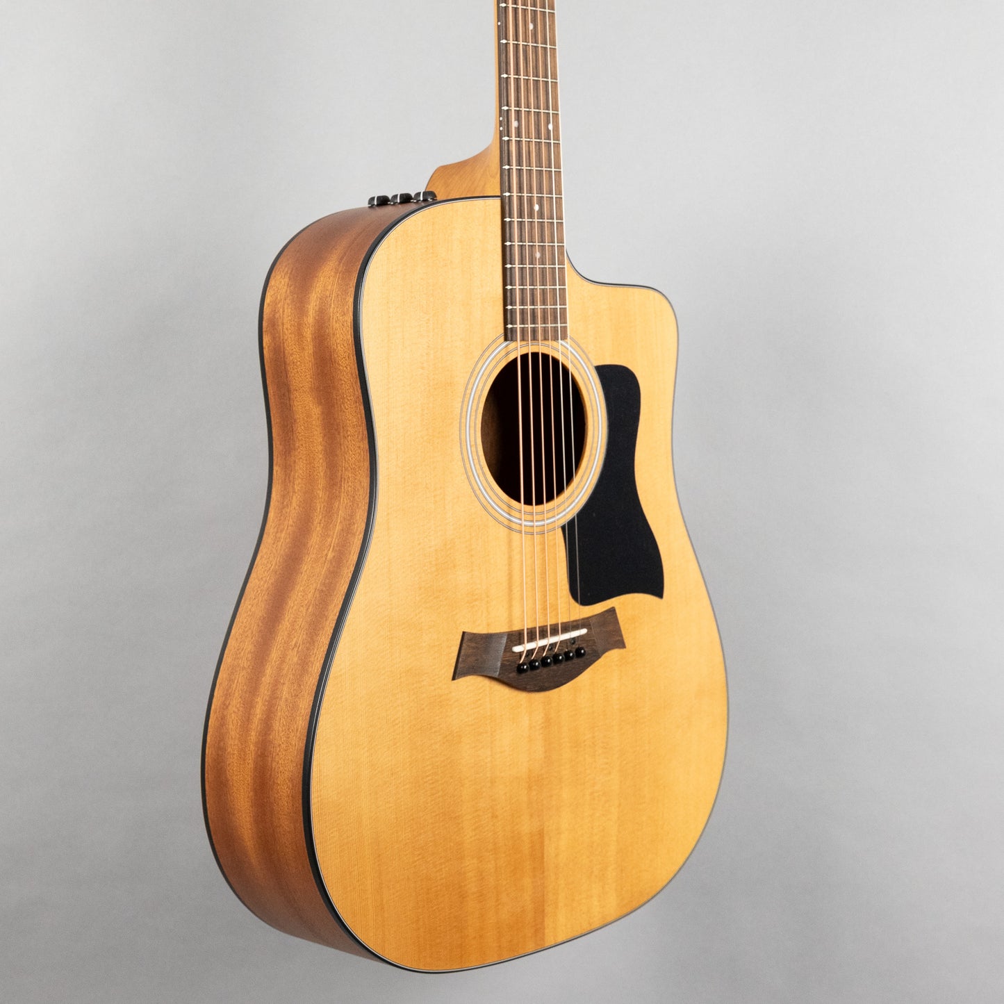 Taylor 110ce Acoustic Guitar, Sapele Back & Sides