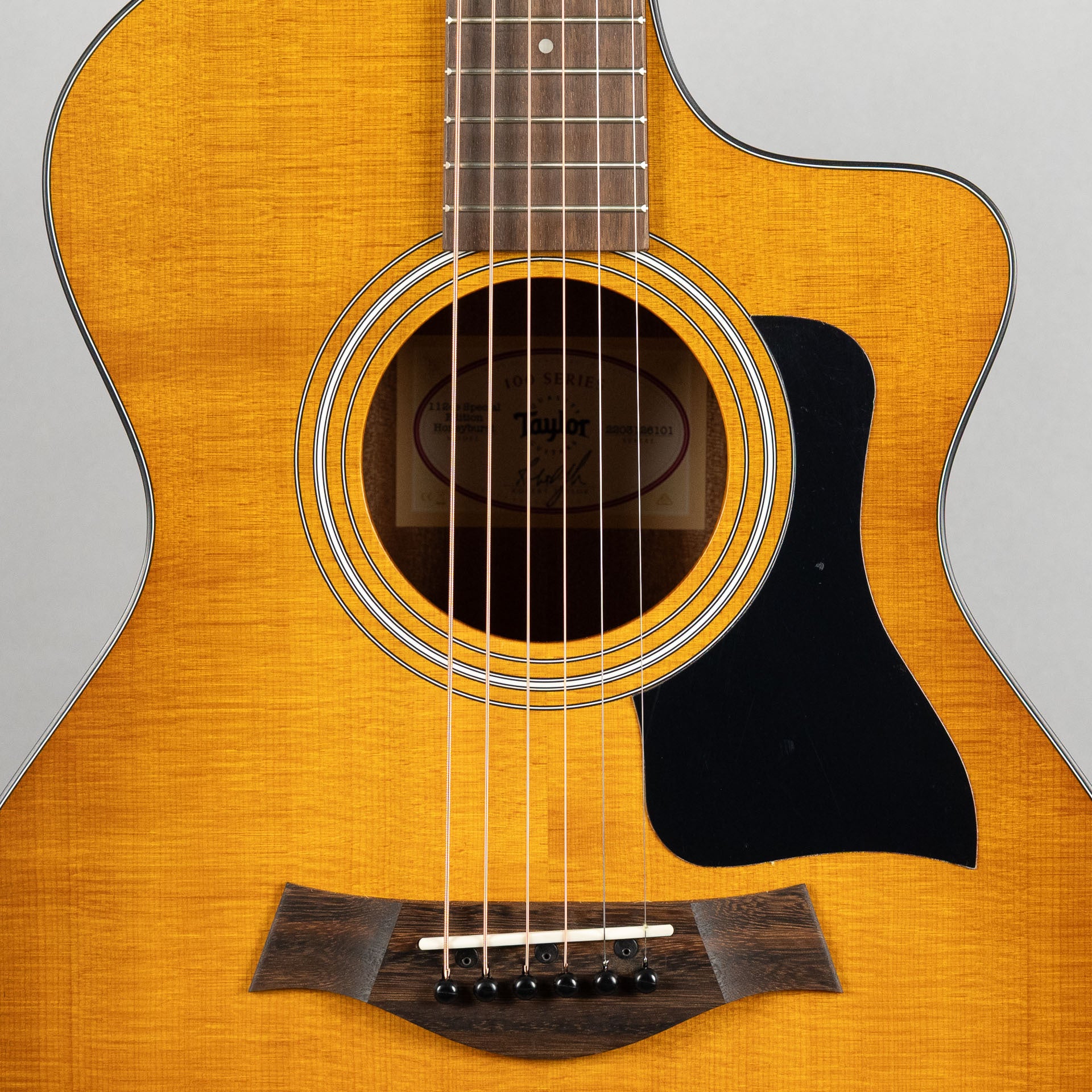 Taylor 112ce Special Edition Honeyburst