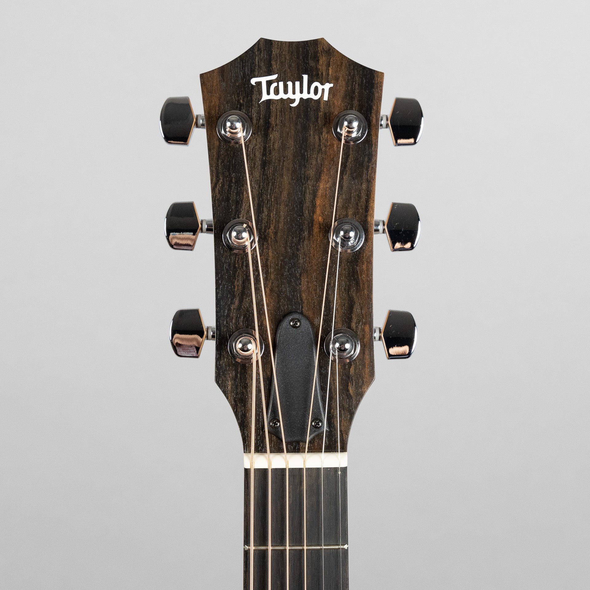 Taylor 212ce Sitka Spruce / Walnut Acoustic Guitar