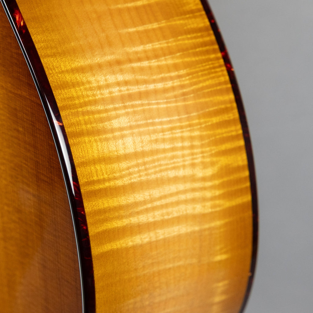 Taylor 614ce, Next Generation, Antique Blonde
