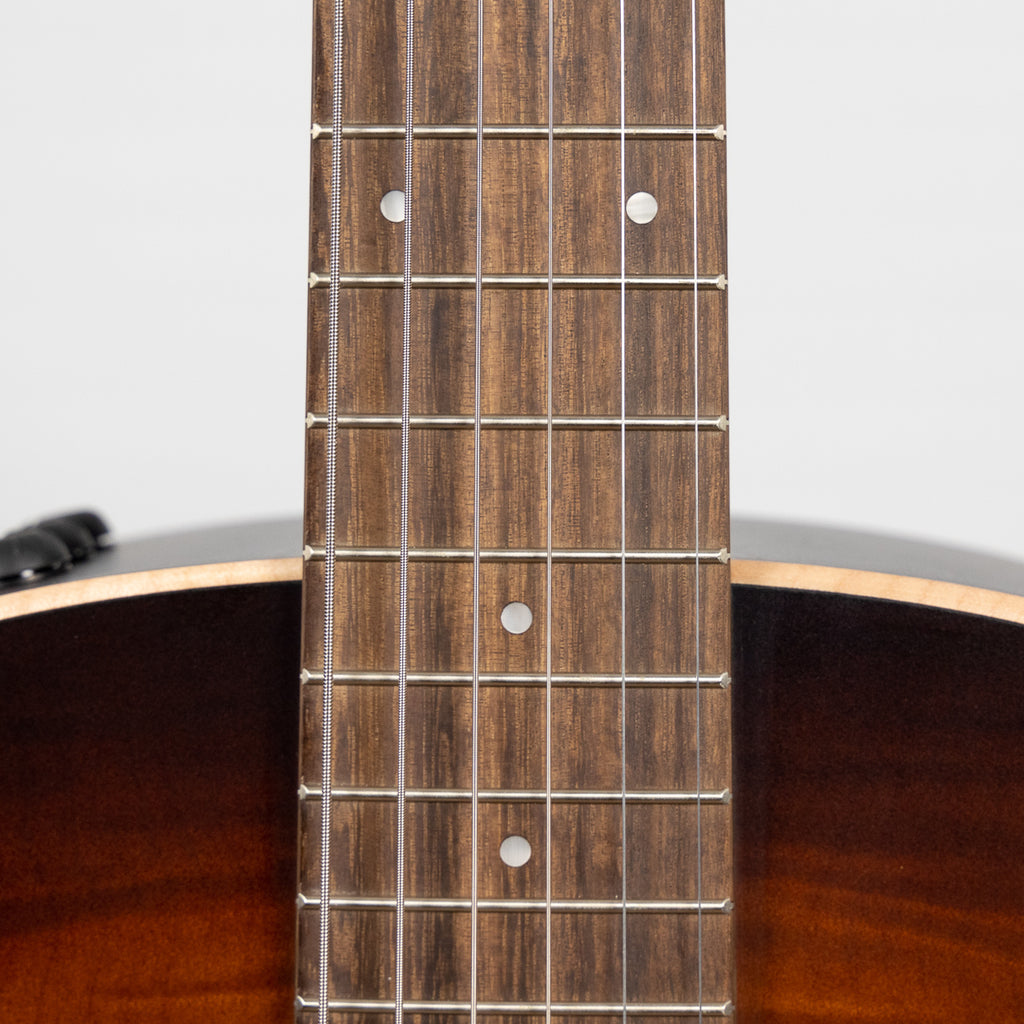 Taylor American Dream Series AD27e Flametop