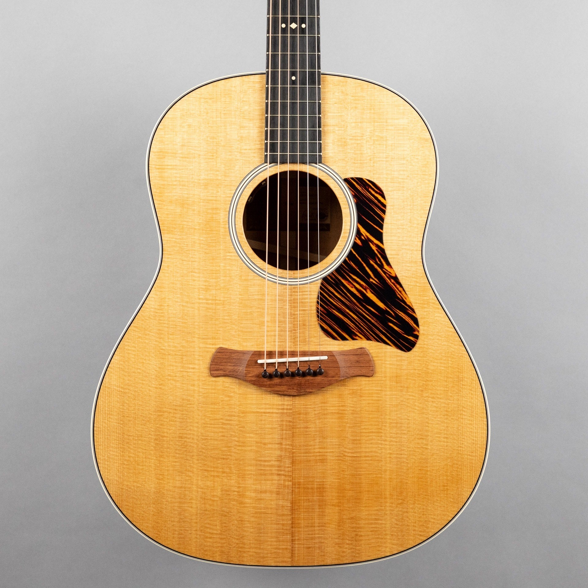 Taylor Gold Label 517e