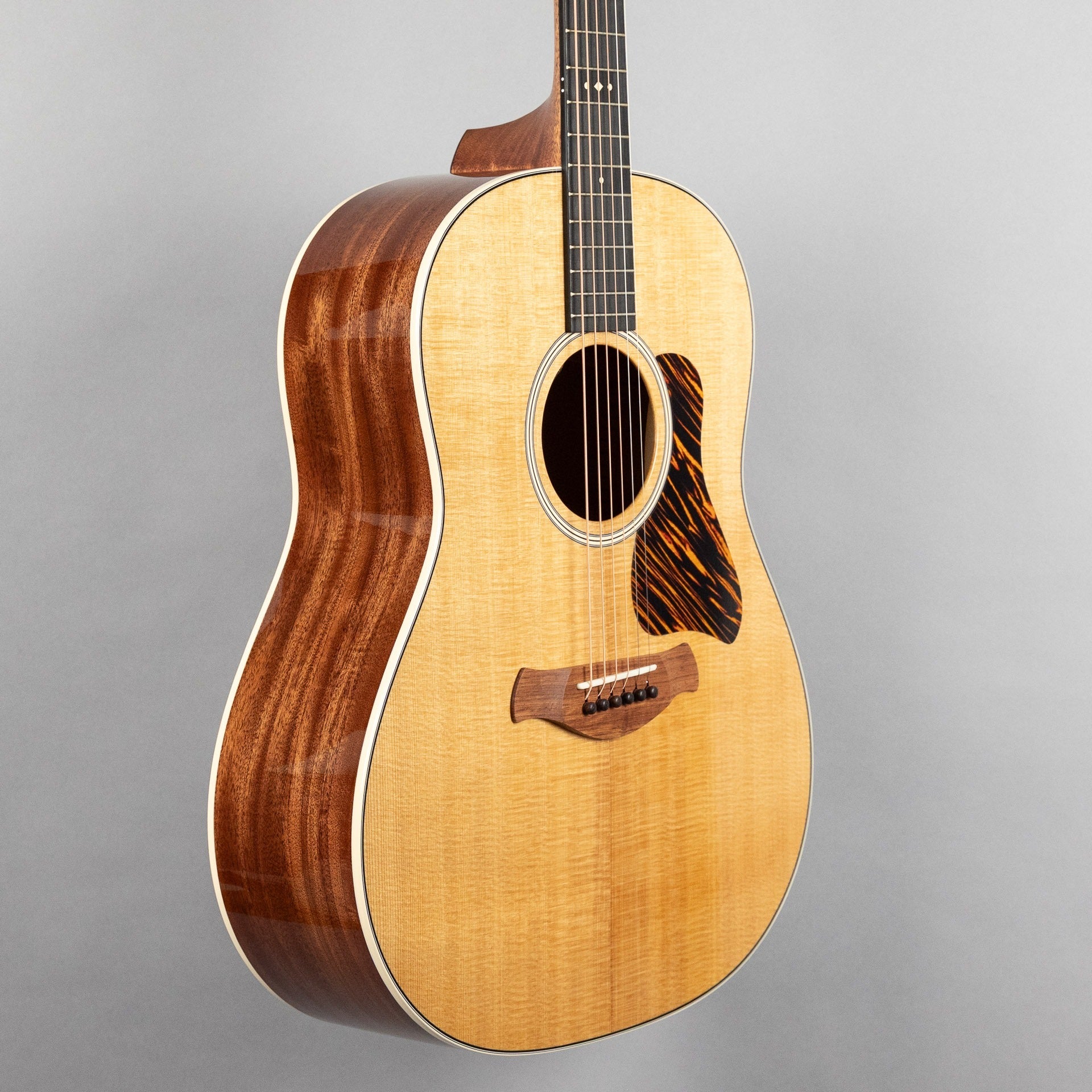 Taylor Gold Label 517e