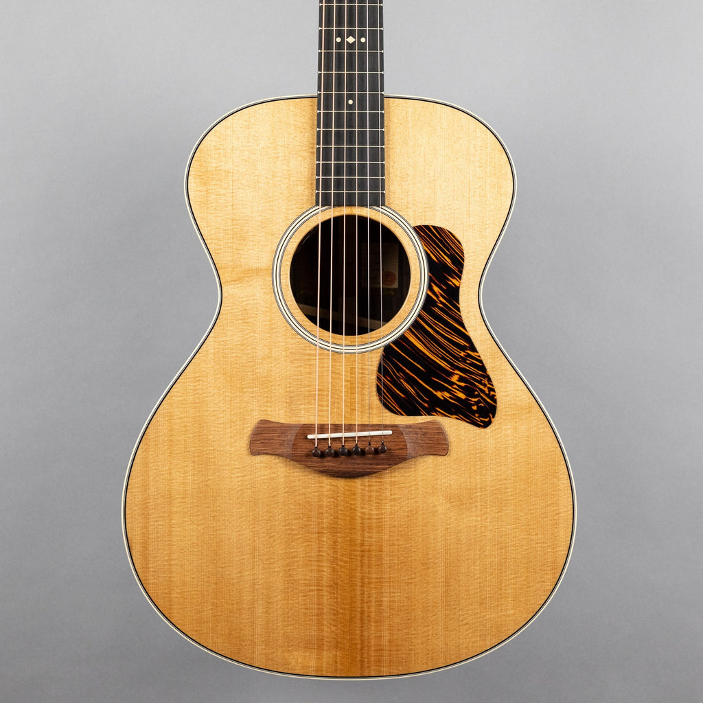 Taylor Gold Label 712e