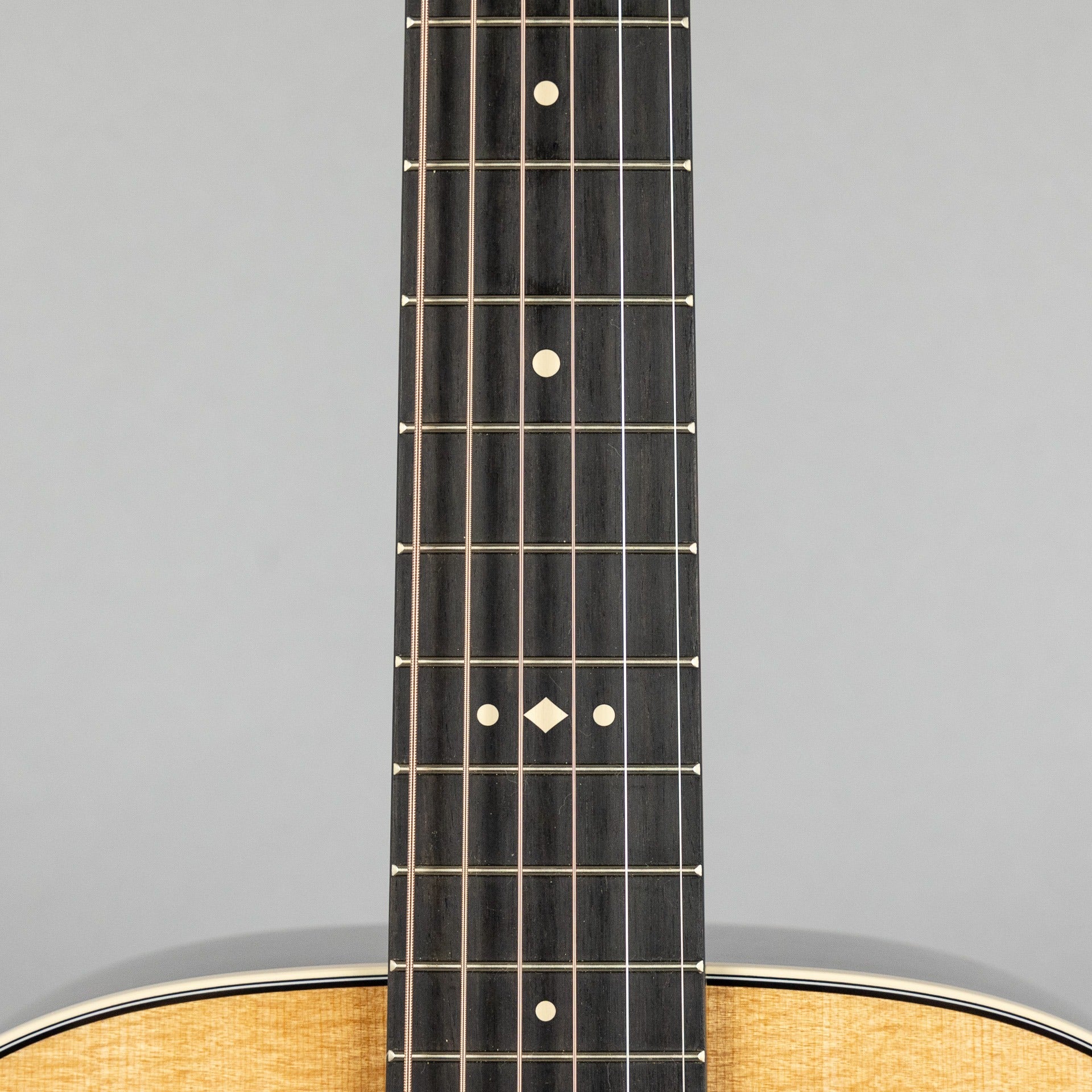 Taylor Gold Label 712e