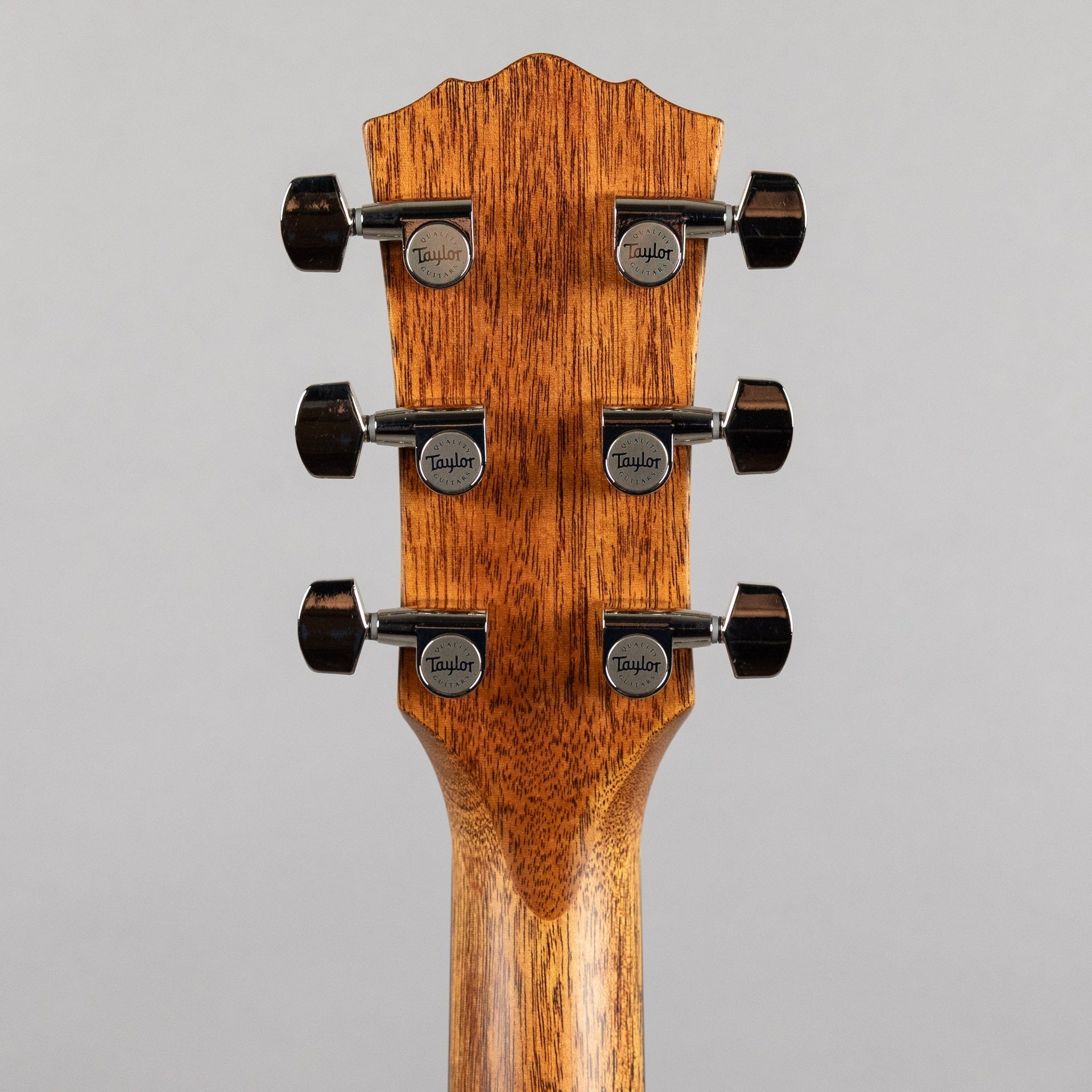 Taylor Gold Label 712e