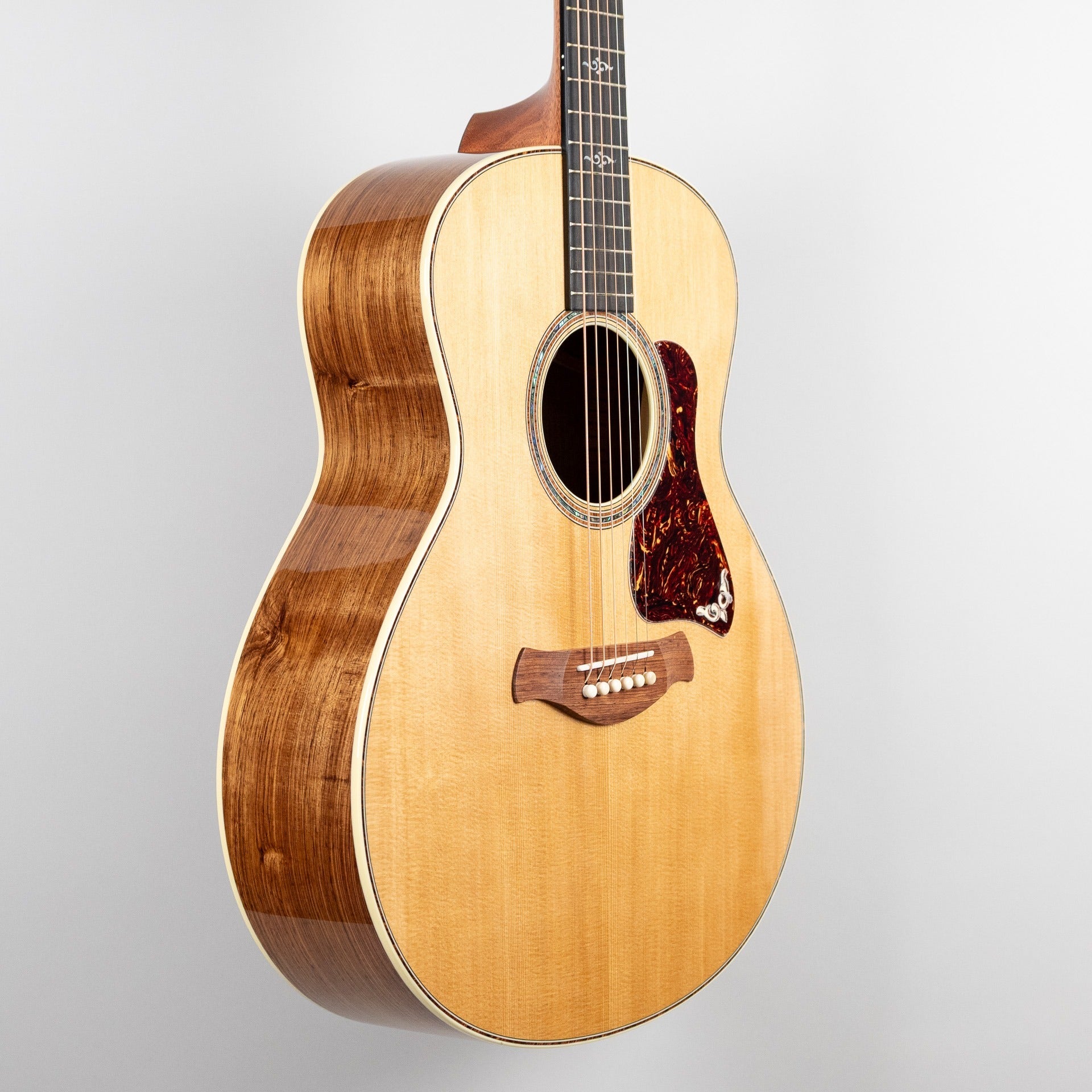 Taylor Gold Label 814e