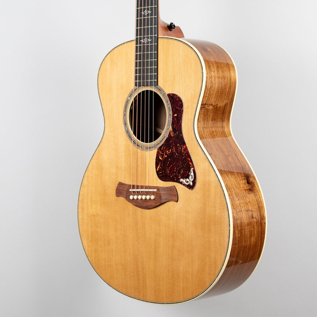 Taylor Gold Label 814e