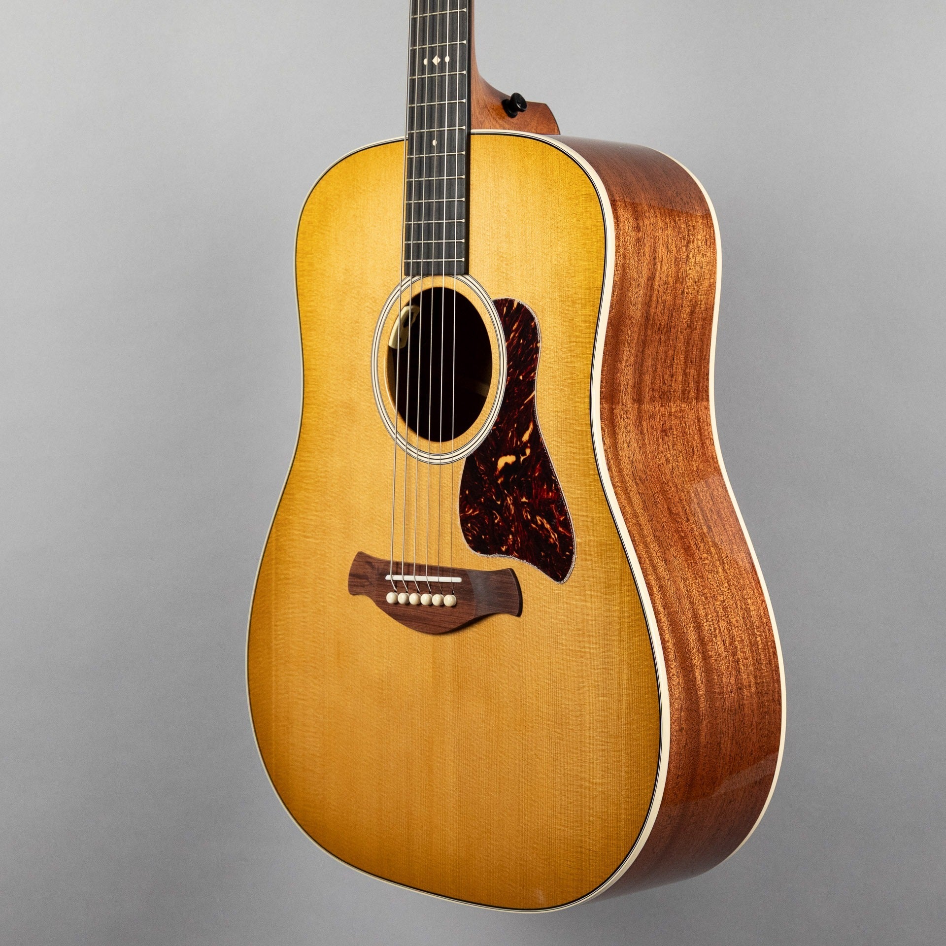 Taylor Trey Hensley Gold Label 510e, Antique Blonde