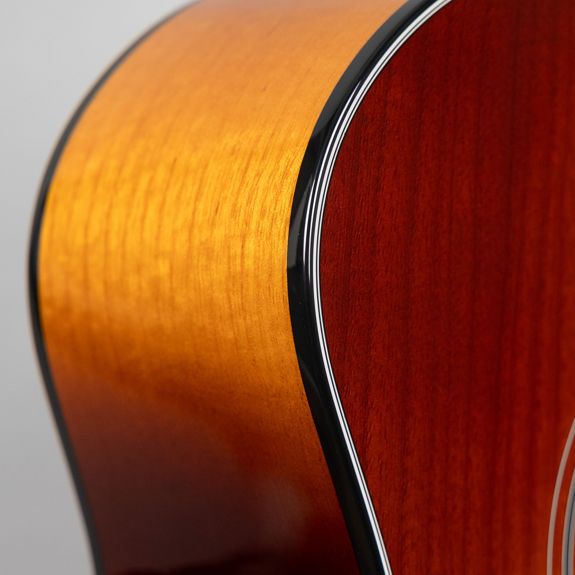 Taylor Urban Ash 424ce LTD Western Sunburst