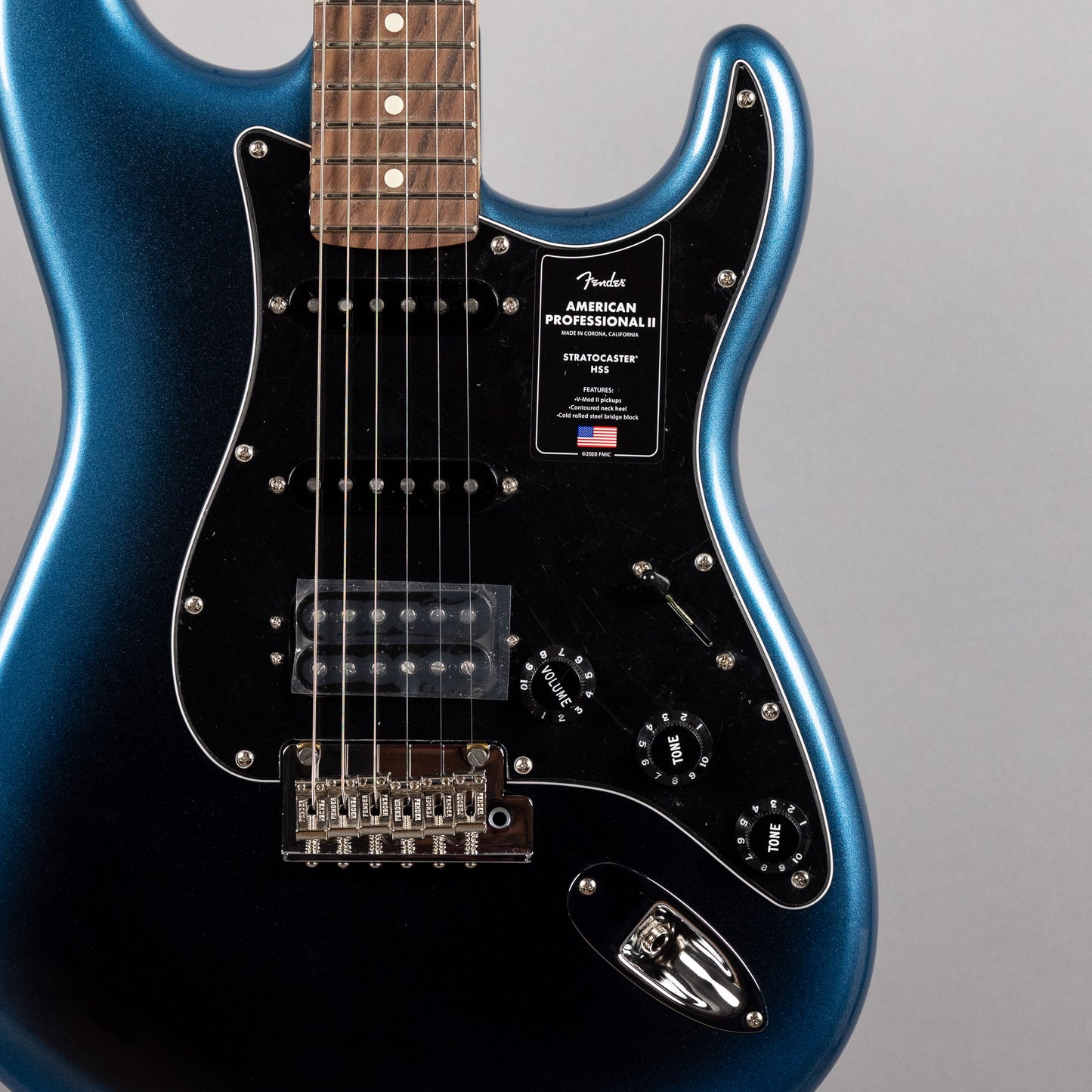 Fender American Professional II Stratocaster HSS in Dark Night (US23074464)