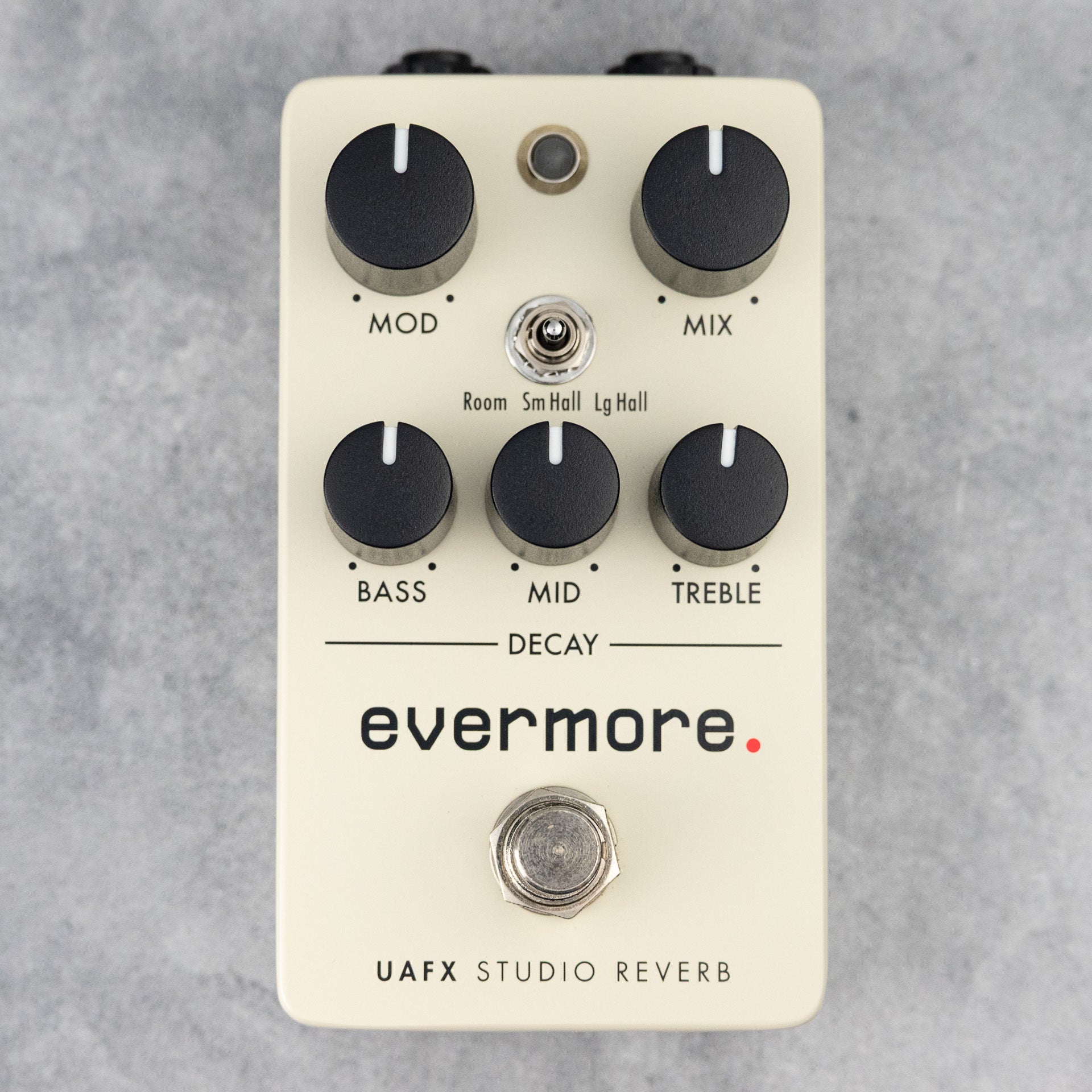 Universal Audio EVERMORE Studio Reverb Effects Pedal