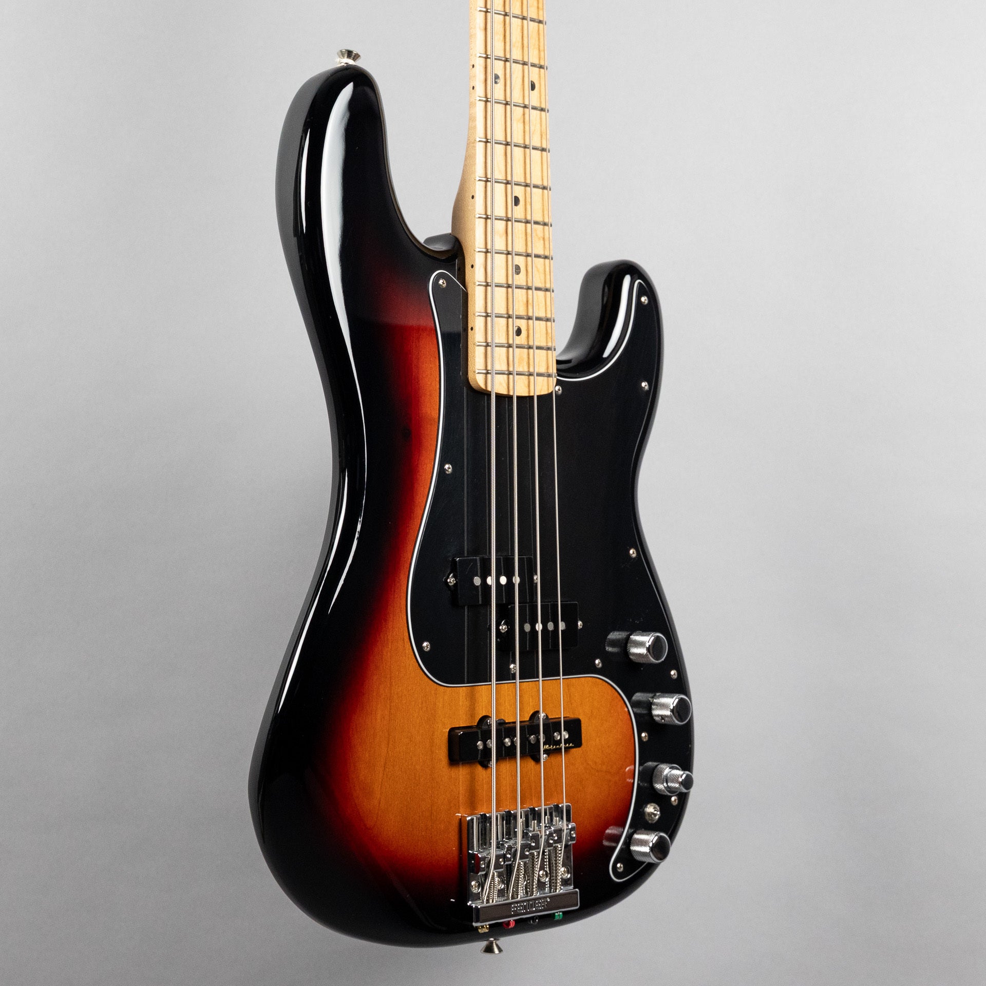 Used 2019 Fender Deluxe Active Precision Bass Special, 3-Tone Sunburst W/Gigbag
