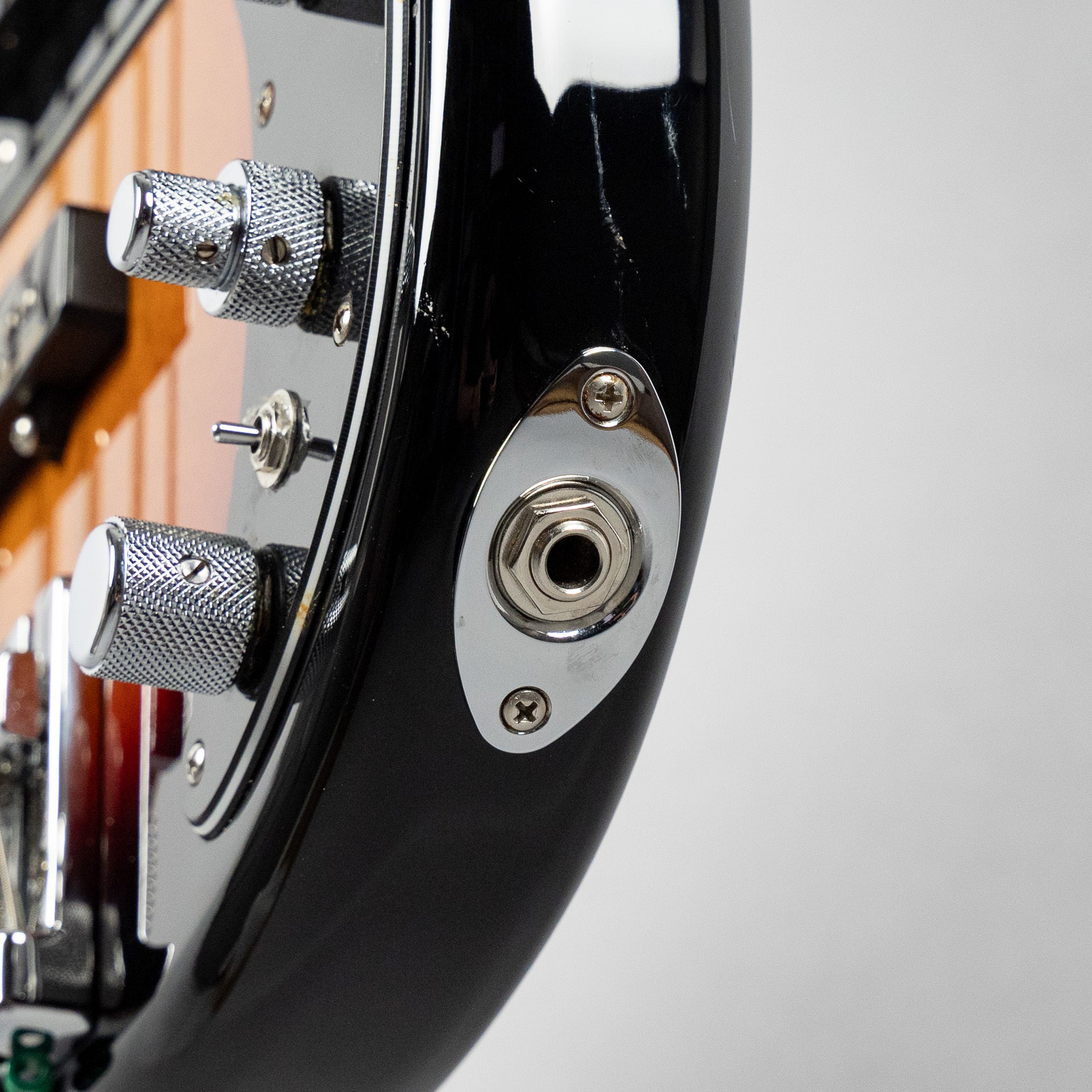 Used 2019 Fender Deluxe Active Precision Bass Special, 3-Tone Sunburst W/Gigbag