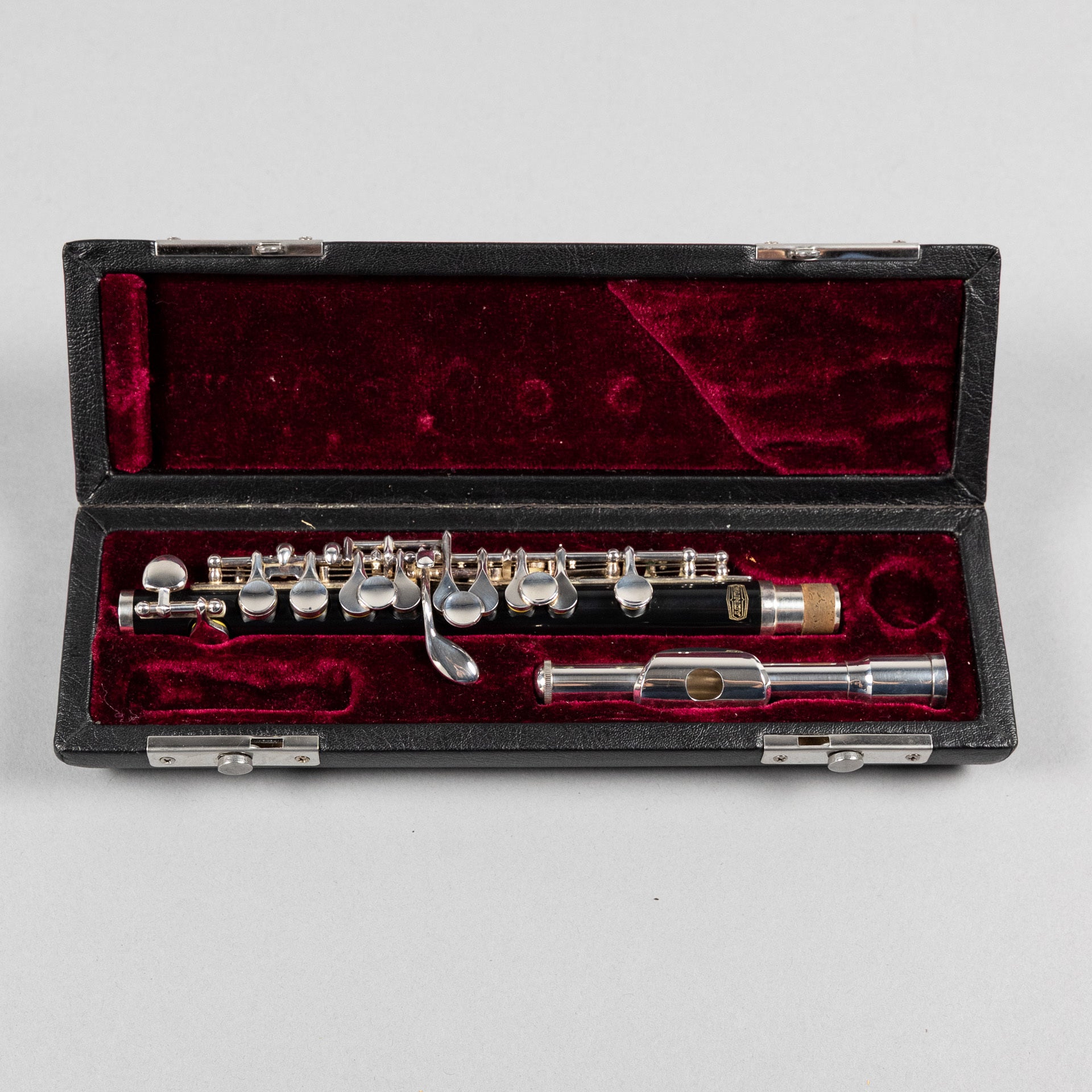 Used Bundy Student Piccolo w/Case