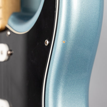 Used Fender MIM Stratocaster w/Hardshell Case