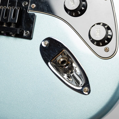 Used Fender MIM Stratocaster w/Hardshell Case