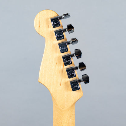 Used Fender MIM Stratocaster w/Hardshell Case