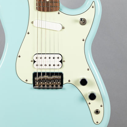 Used Fender Player Duo-Sonic HS, Rosewood Fingerboard, Daphne Blue, w/Case