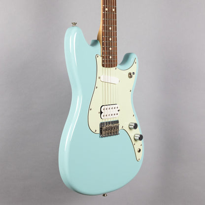 Used Fender Player Duo-Sonic HS, Rosewood Fingerboard, Daphne Blue, w/Case