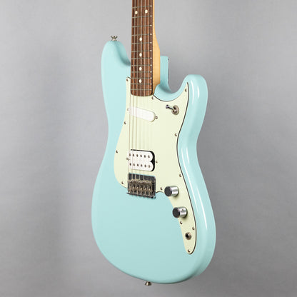Used Fender Player Duo-Sonic HS, Rosewood Fingerboard, Daphne Blue, w/Case