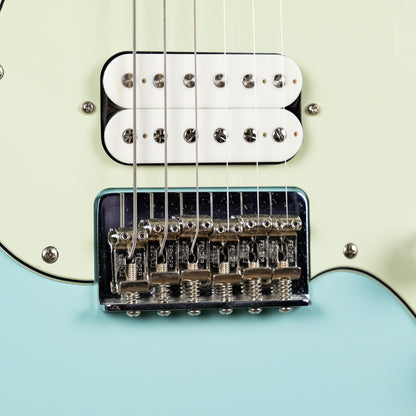 Used Fender Player Duo-Sonic HS, Rosewood Fingerboard, Daphne Blue, w/Case