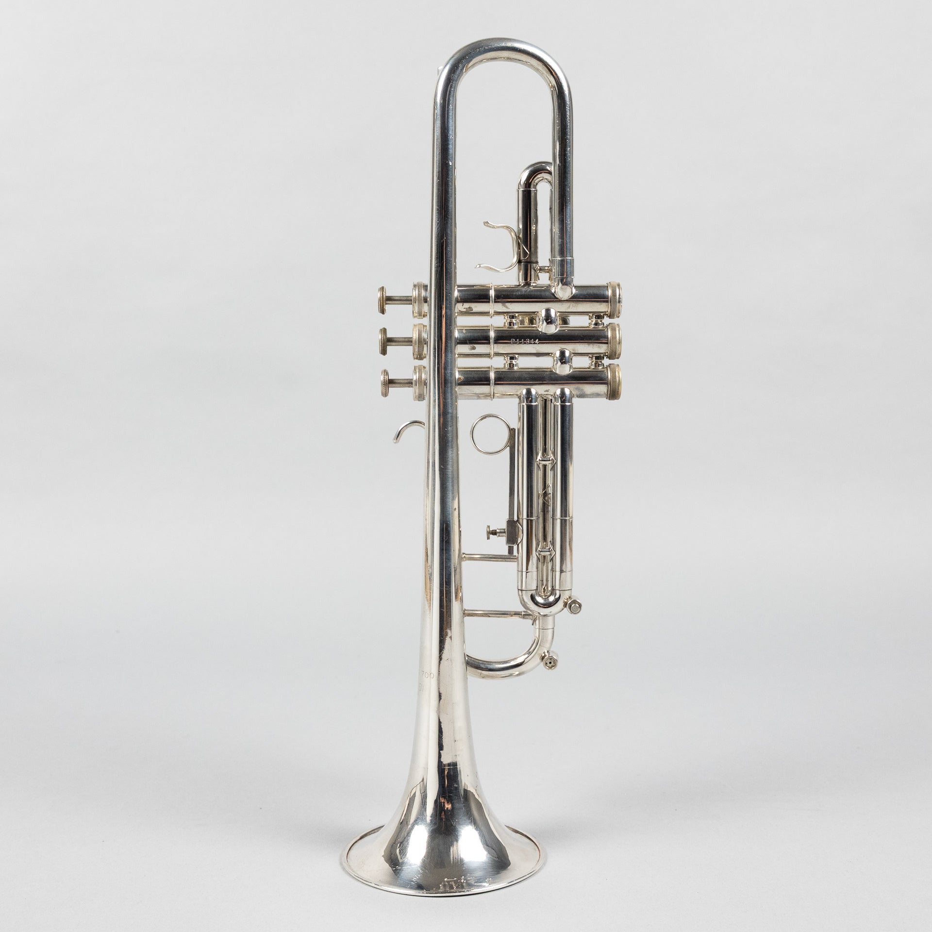 Used Getzen Eterna 700S Silver Trumpet W/Case