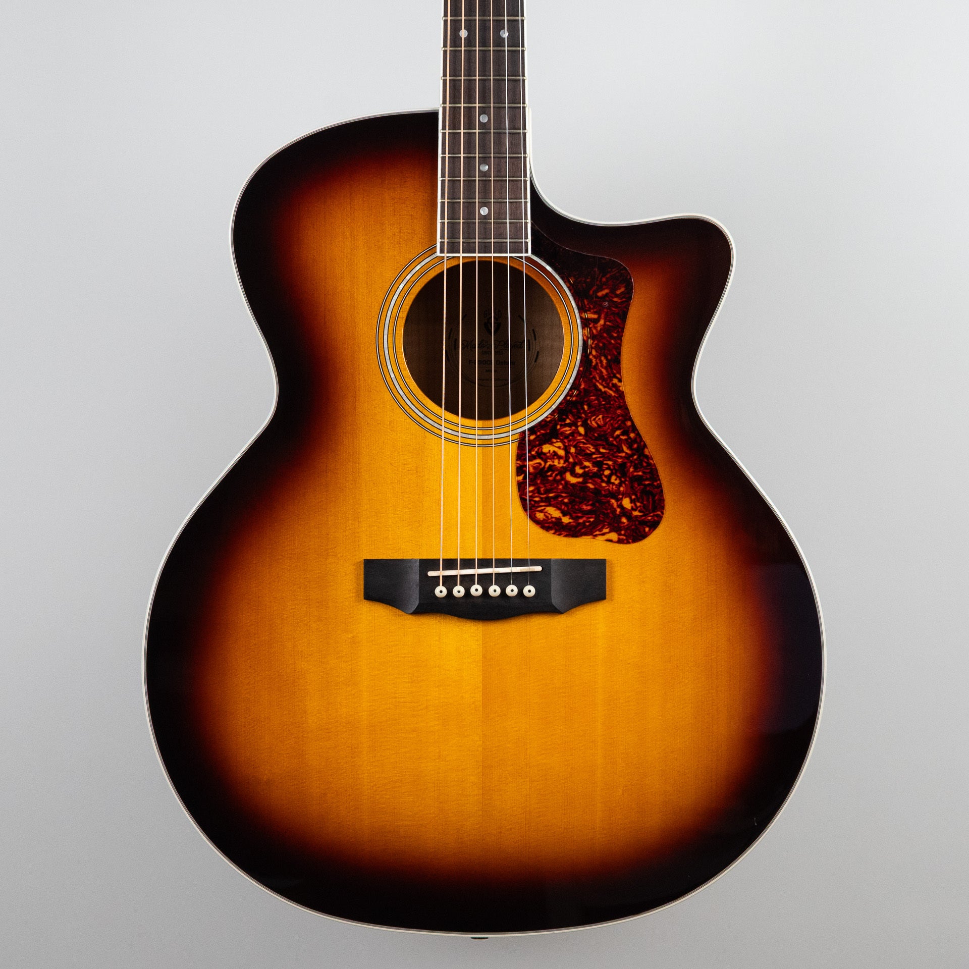 Used Guild F-250CE Deluxe w/Gigbag