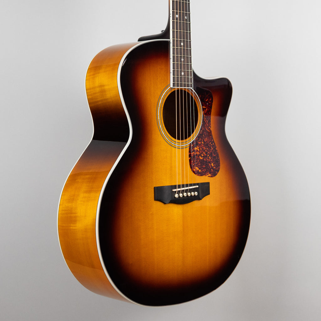 Used Guild F-250CE Deluxe w/Gigbag