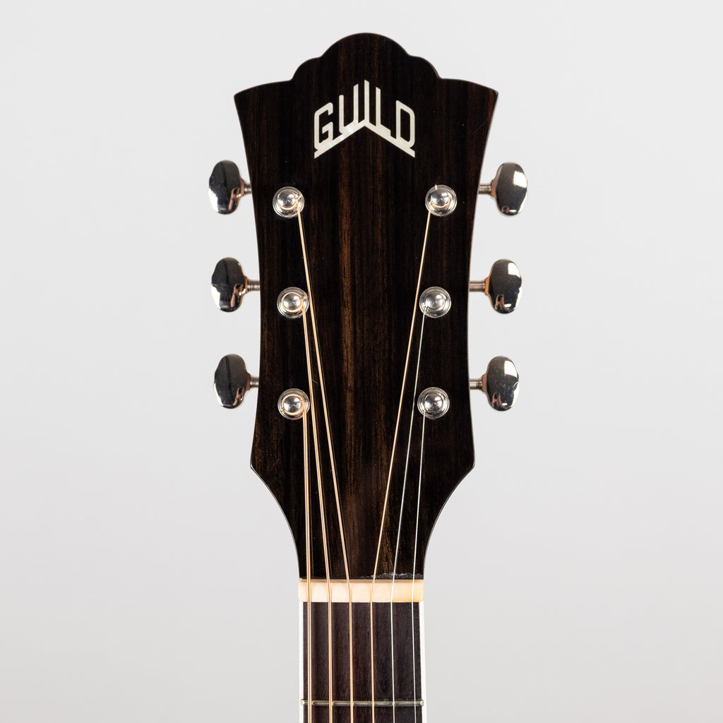 Used Guild F-250CE Deluxe w/Gigbag