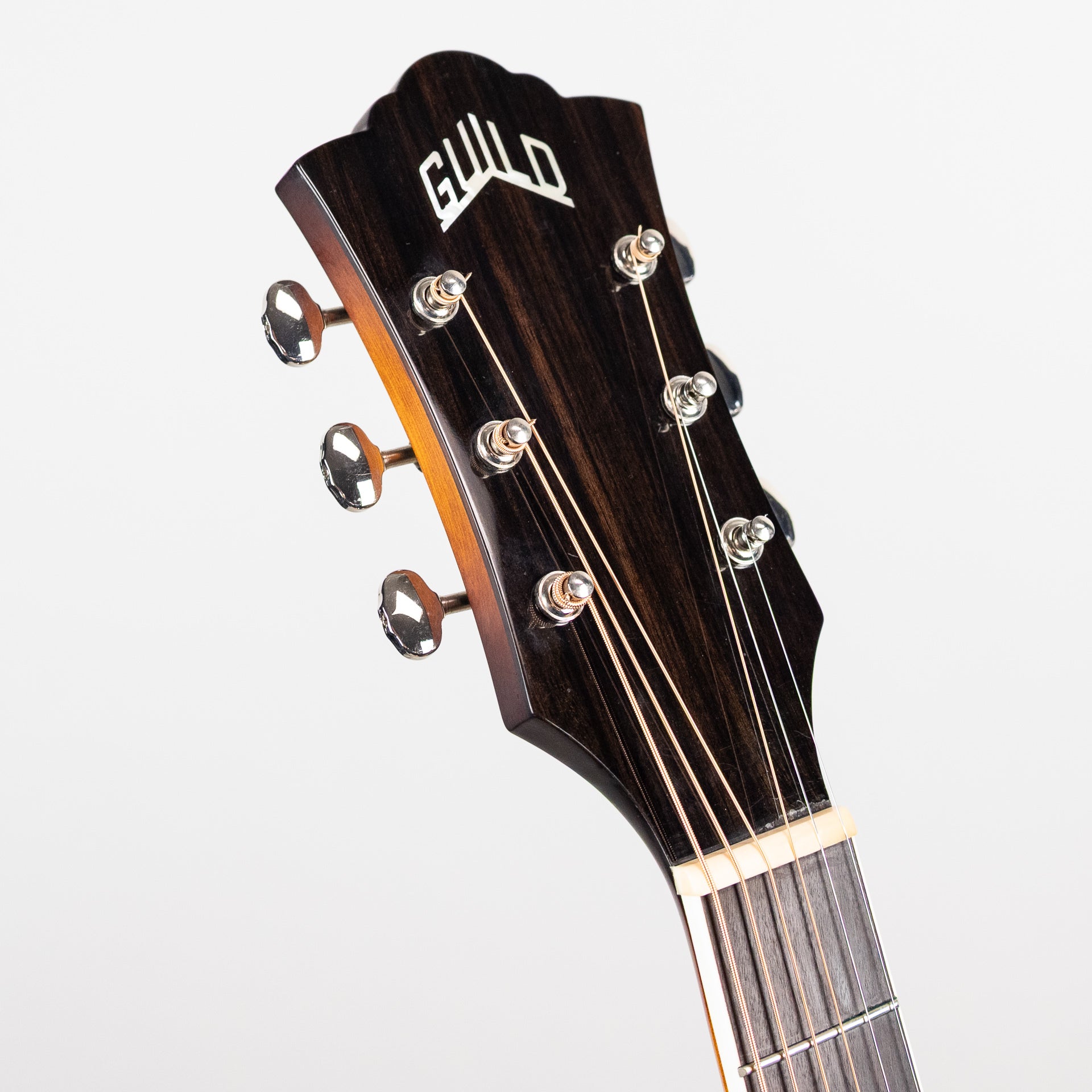 Used Guild F-250CE Deluxe w/Gigbag