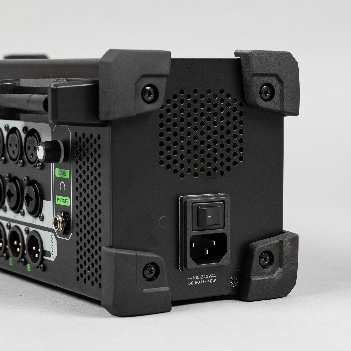 Used Mackie DL16S 16-Channel Wireless Digital Live Sound Mixer