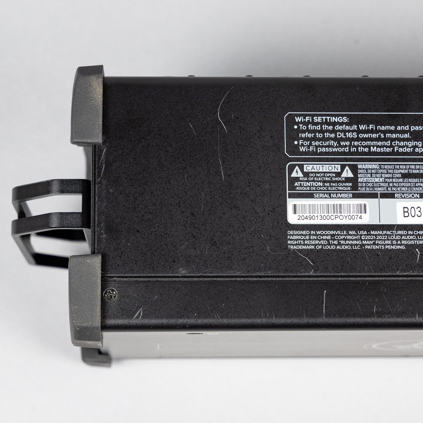 Used Mackie DL16S 16-Channel Wireless Digital Live Sound Mixer