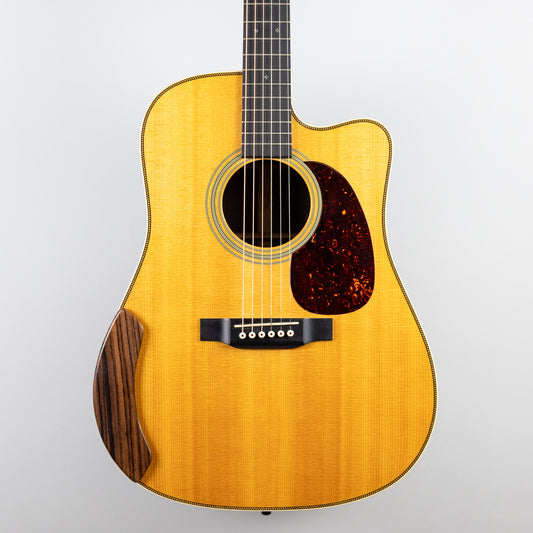 Used Martin HDC-28E w/Case