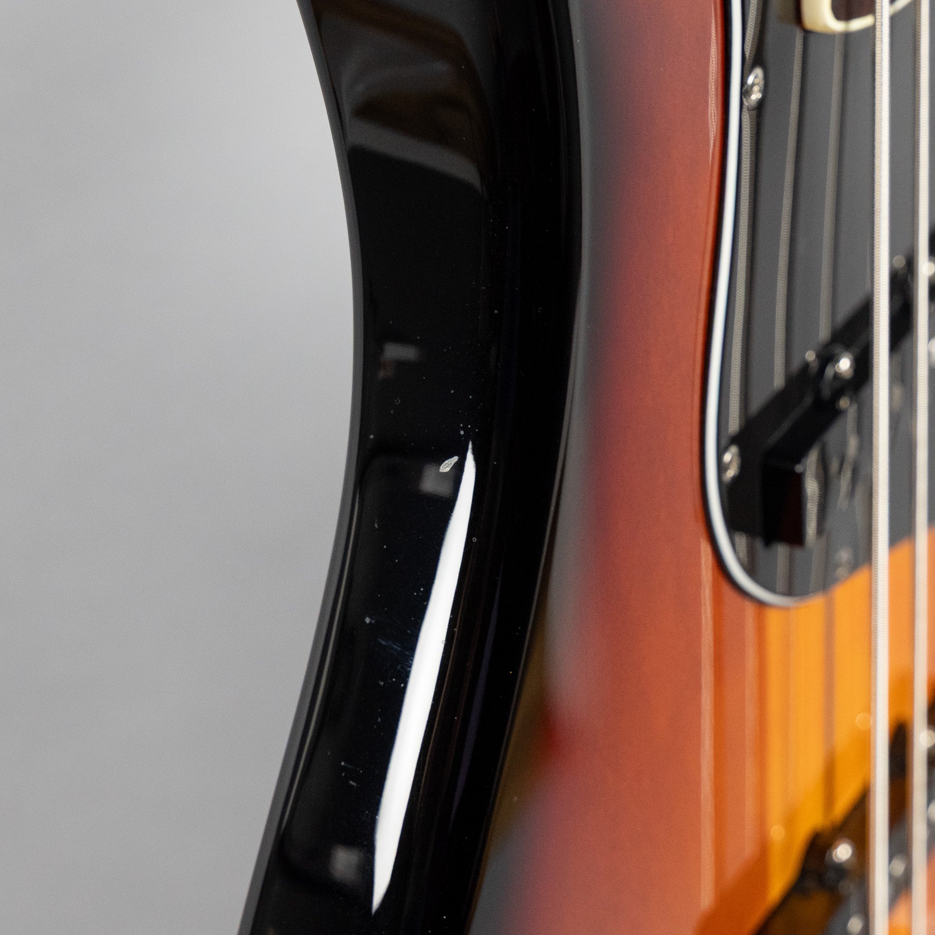 Used PRS SE Kestrel 4-String Bass Guitar, Sunburst w/Gig Bag