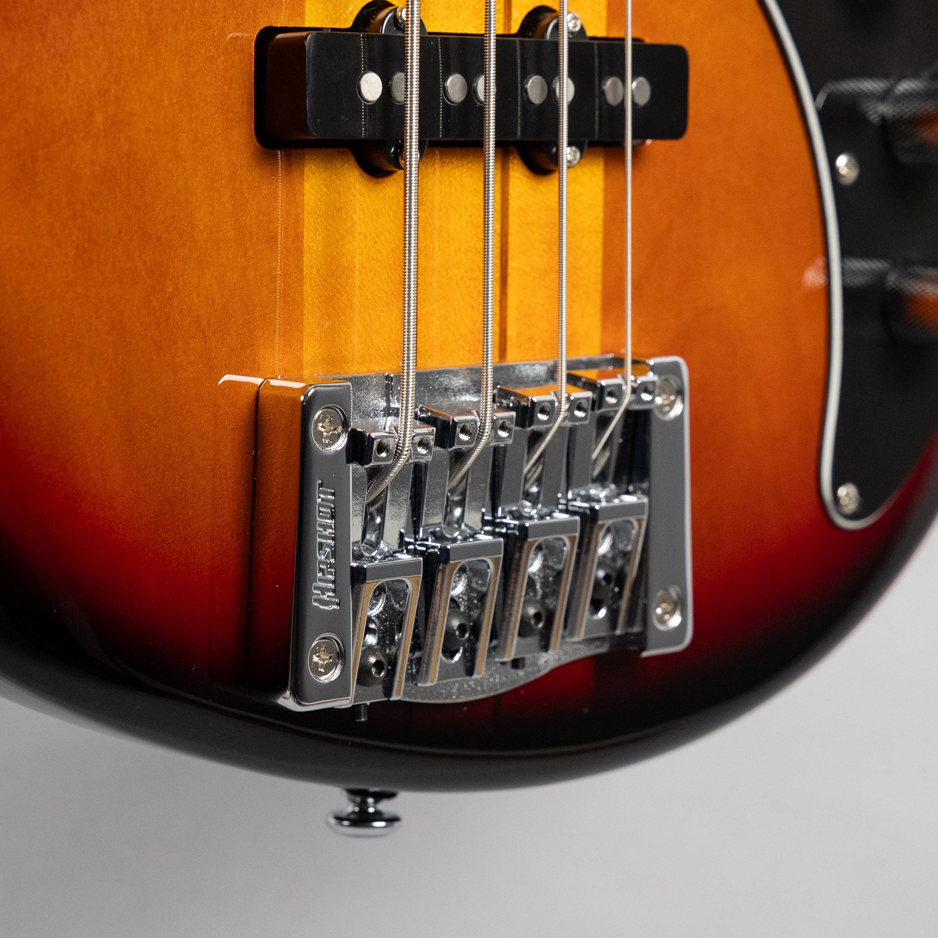 Used PRS SE Kestrel 4-String Bass Guitar, Sunburst w/Gig Bag