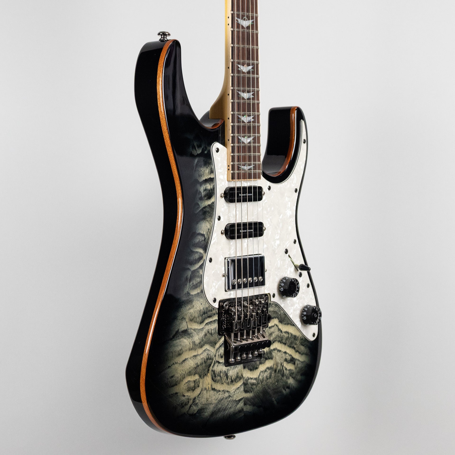 Used Schecter Banshee Extreme-6 Electric Guitar w/Case