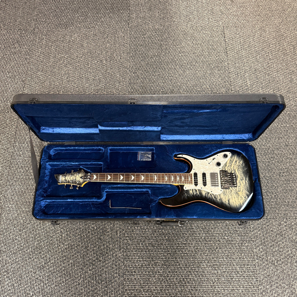 Used Schecter Banshee Extreme-6 Electric Guitar w/Case