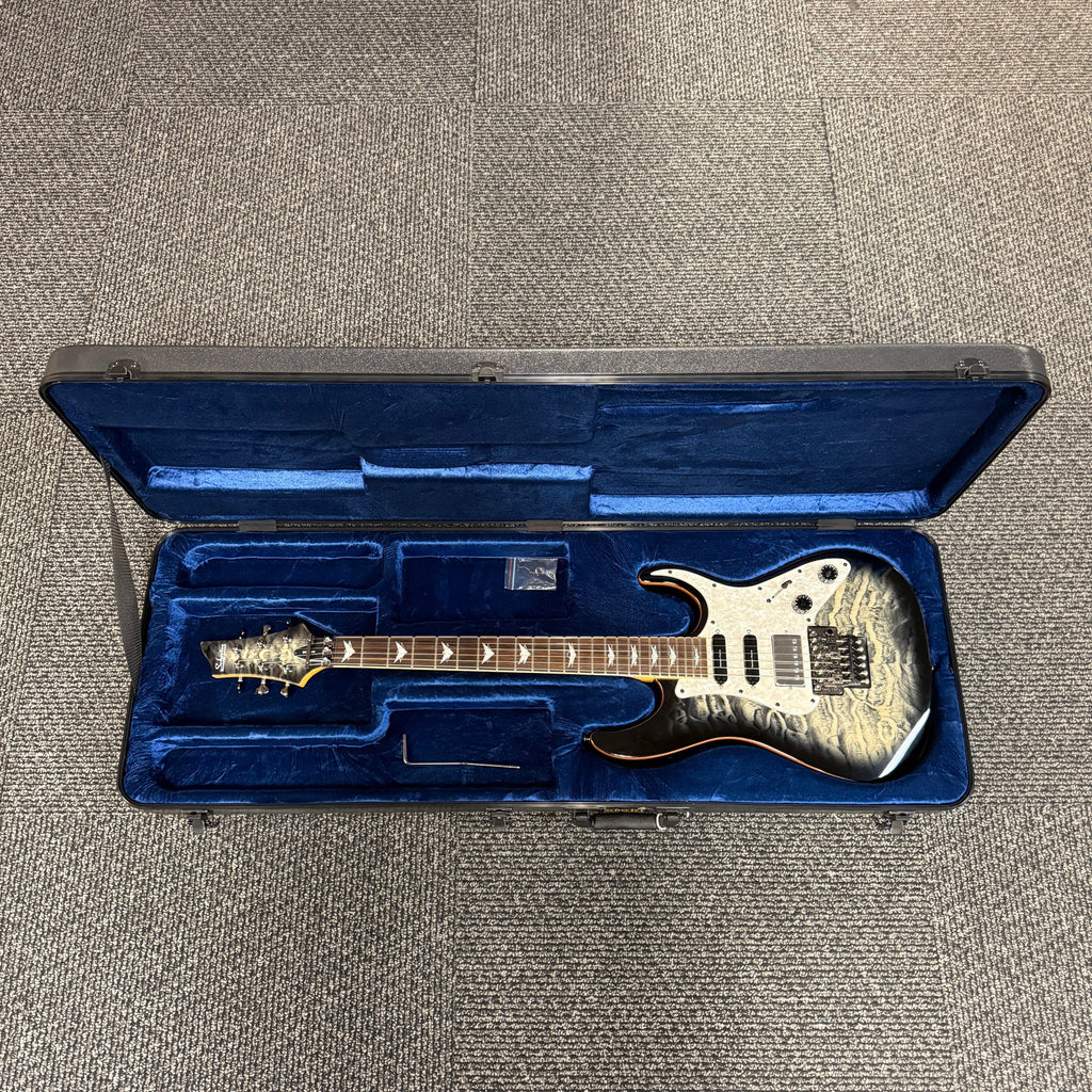Used Schecter Banshee Extreme-6 Electric Guitar w/Case