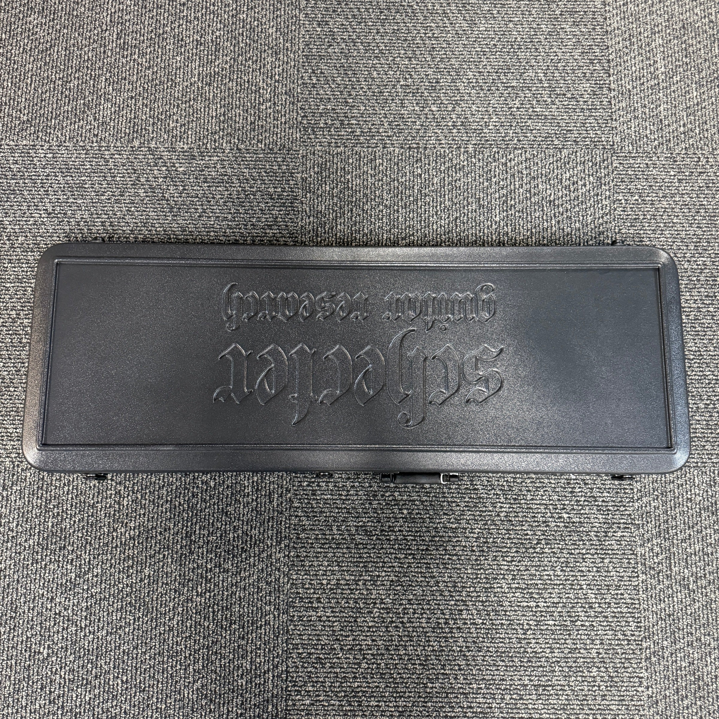 Used Schecter Banshee Extreme-6 Electric Guitar w/Case