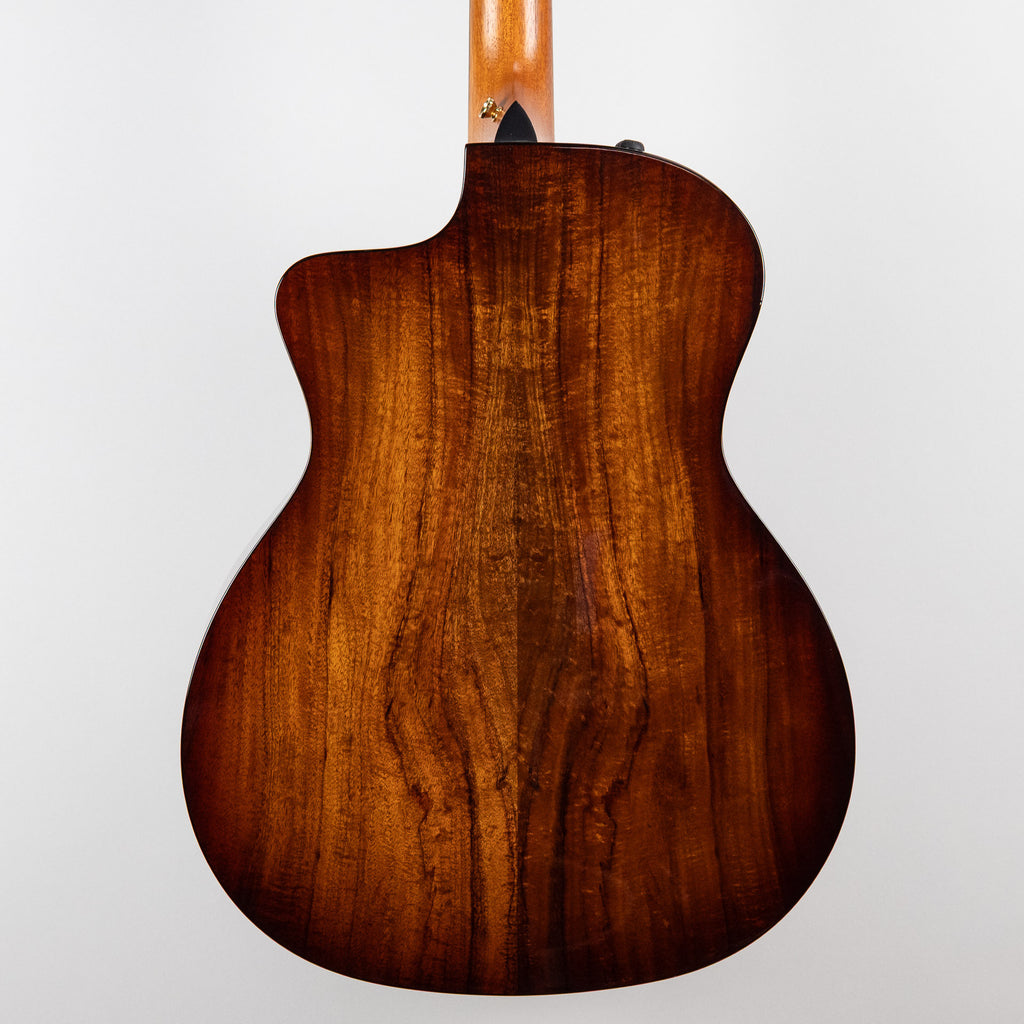 Used Taylor 224ce-K DLX Acoustic Guitar w/Case