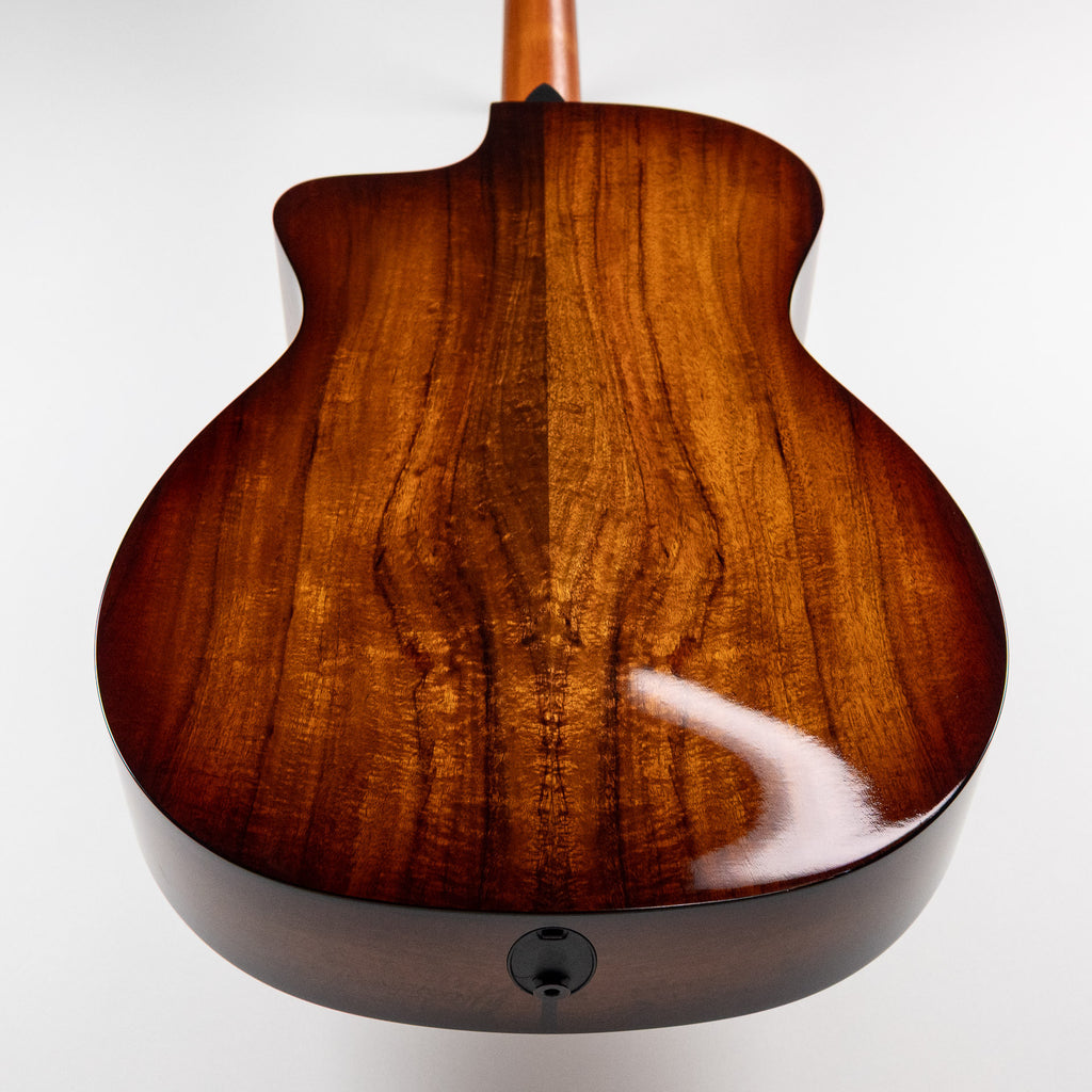 Used Taylor 224ce-K DLX Acoustic Guitar w/Case