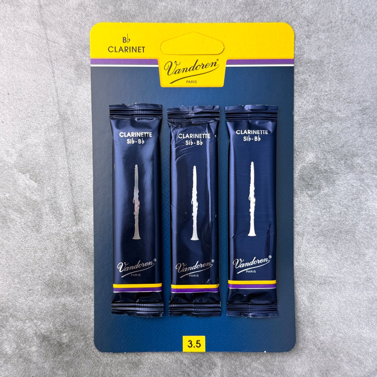 Vandoren 3 Card Traditional Bb Clarinet Reeds, Strength 3.5