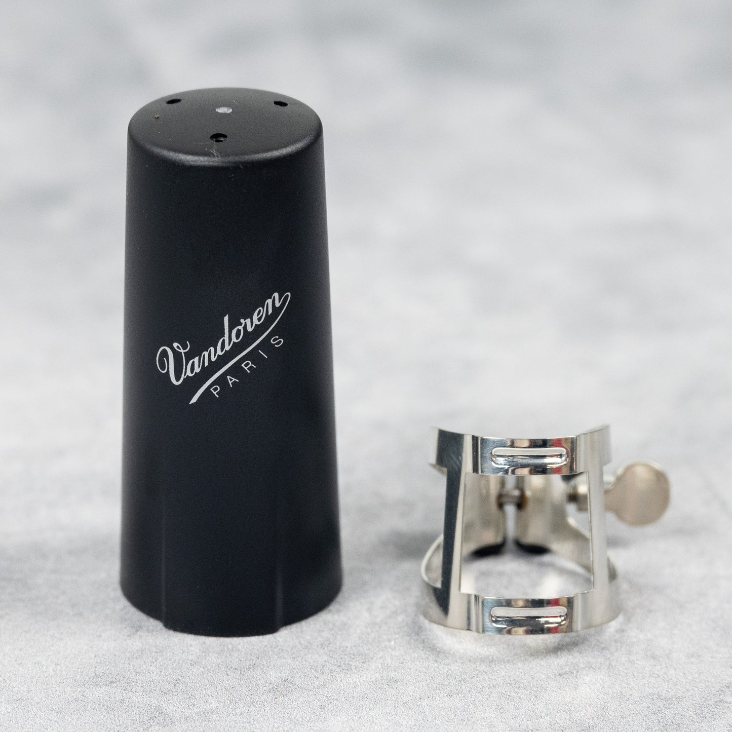 Vandoren LC51PP M|O Series Bb Clarinet Ligature & Mouthpiece Cap, Pewter