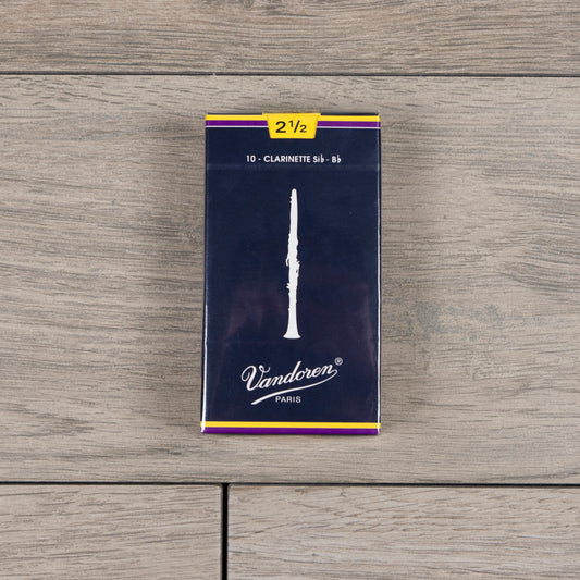 Vandoren Traditional Bb Clarinet Reeds Strength 2.5 (Box of 10)